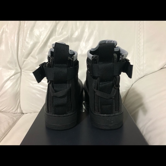 Nike SF AF1 Air Force One Mid Wolf Grey Black New - Picture 5 of 6